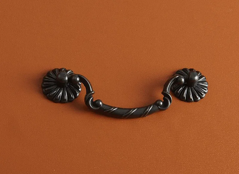 2 pcs Retro Metal Dresser Pull - Furniture Hardware Drop Pulls recension och pris